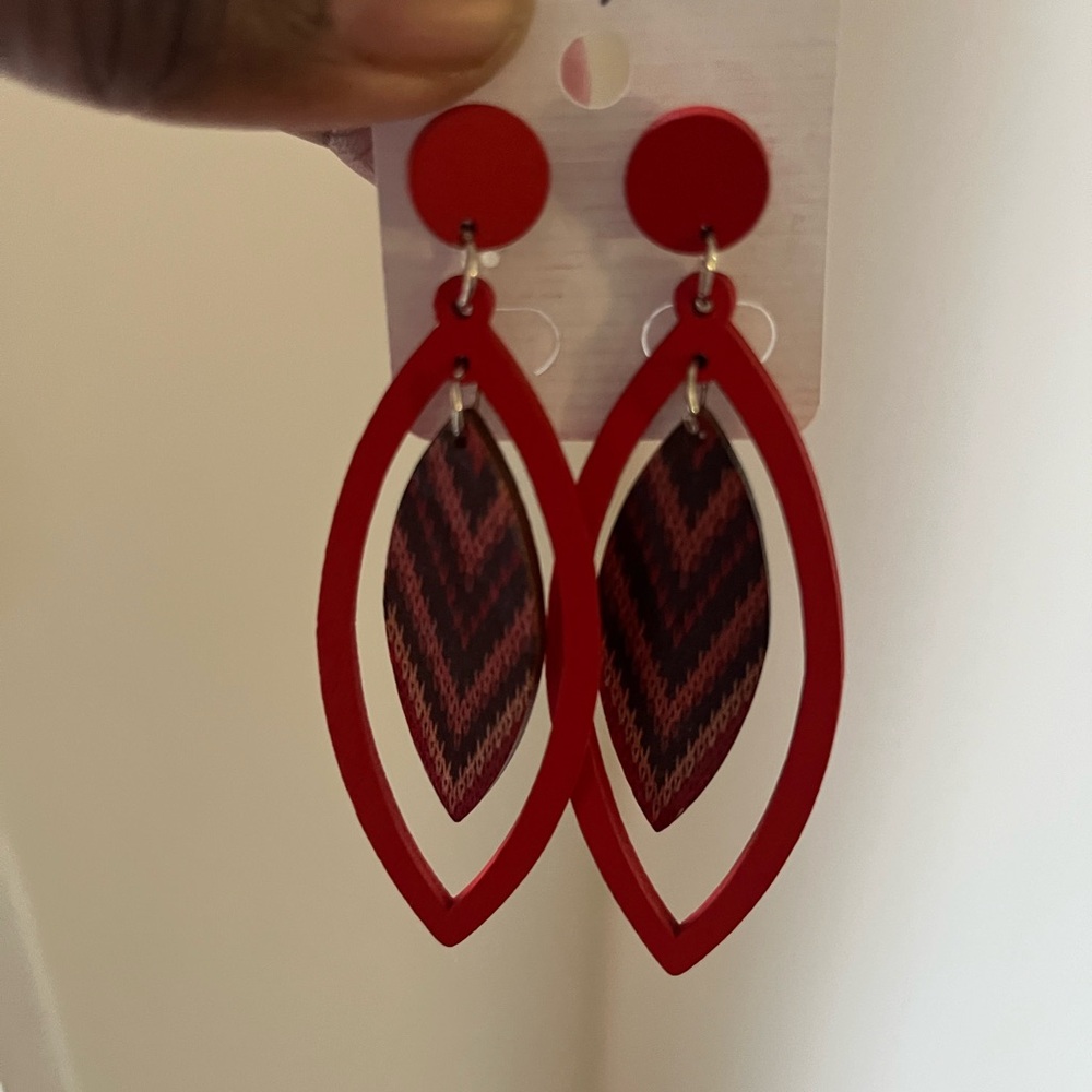 Red Chevron Drop Earrings NWOT